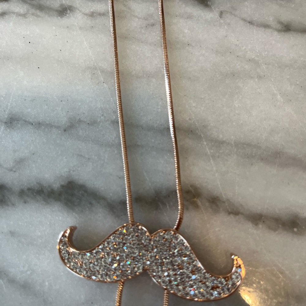 Necklace - Picture 2 of 6